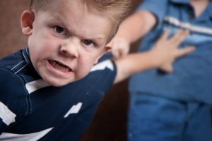 5 Cara Mendidik Agar Anak Tidak Mudah Marah