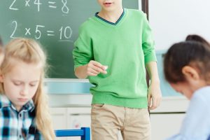 8 Tips Cara agar Anak Berani dan Percaya Diri yang Sebaiknya Diketahui Para Orang Tua